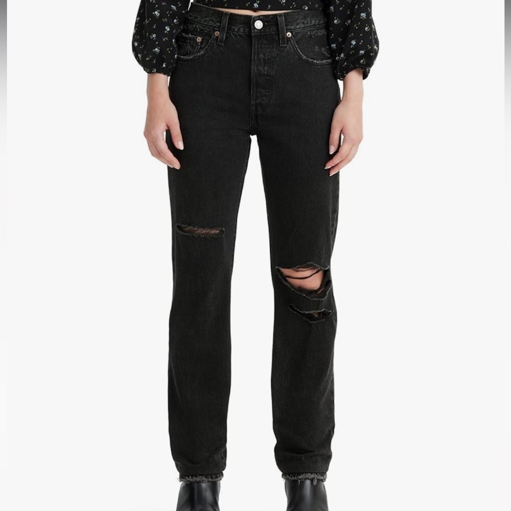Levis 501 Original Straight Jeans Black Distressed  Women’s 26x30 NEW